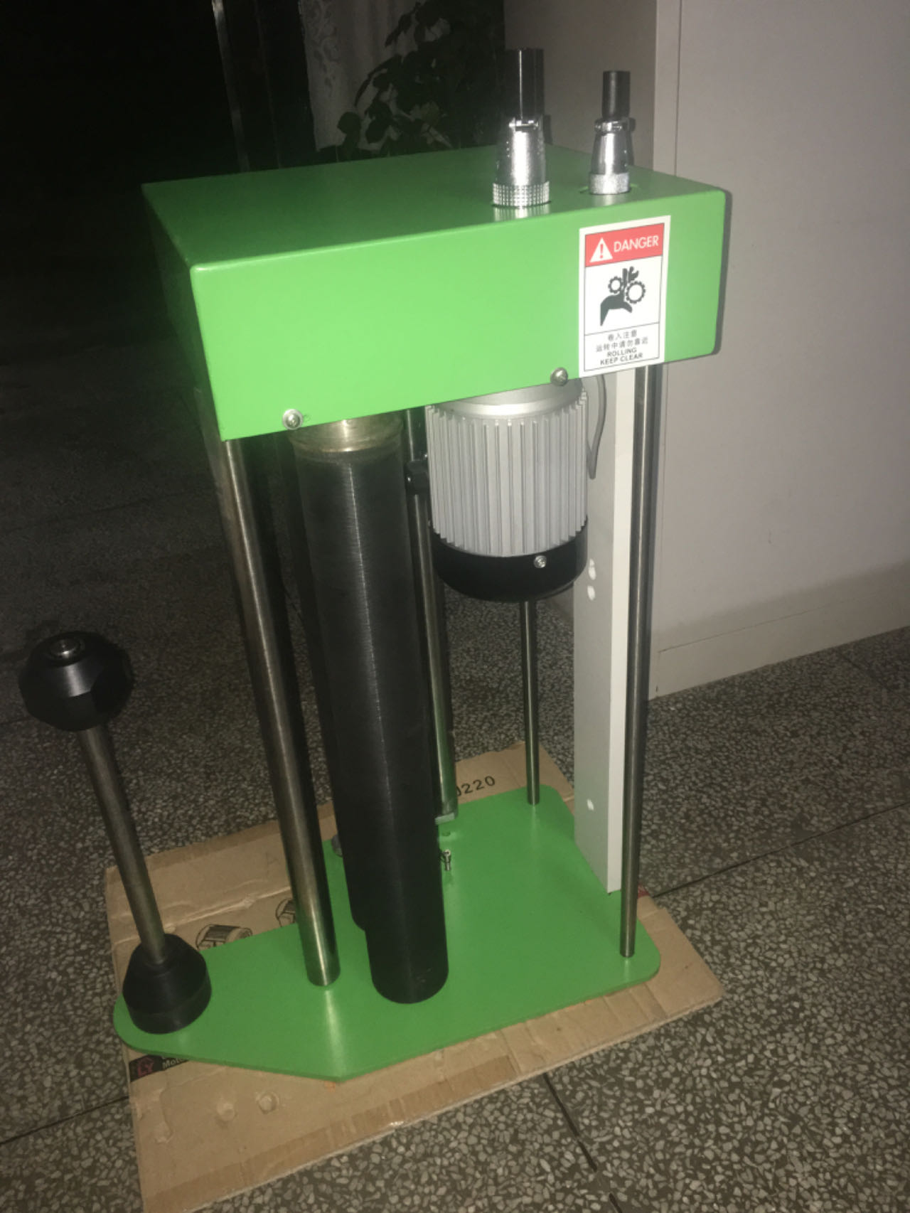 机械预拉伸膜架-断膜式膜架